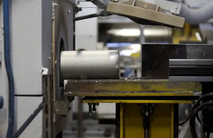 Vytl&aacute;čacie procesy Machinery Tooling_2.jpg