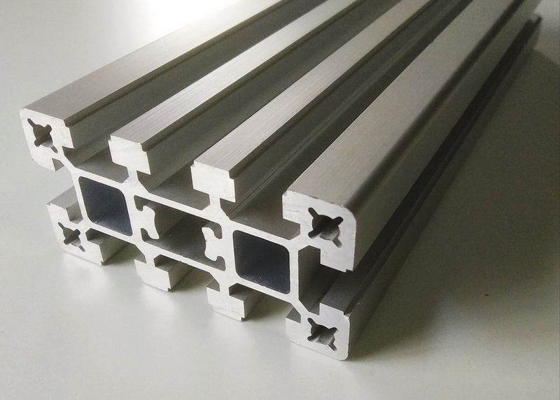 80-40 Aluminium-Strangpressprofil_5.jpg