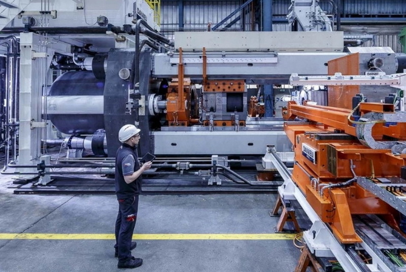 Presse d'extrusion d'aluminium_02.jpg